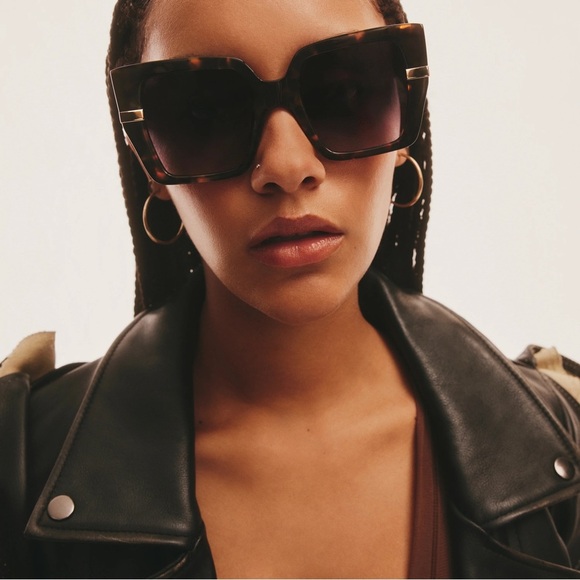 Quay Australia Tortoise Shell Sunglasses with Gold Accents - Picture 2 of 6